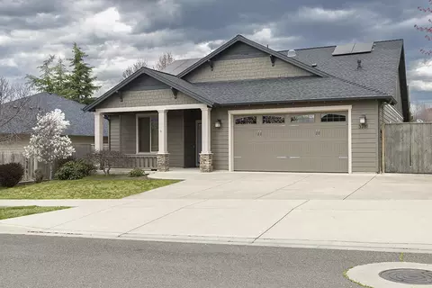 3781 Windgate St, Medford, OR 97504