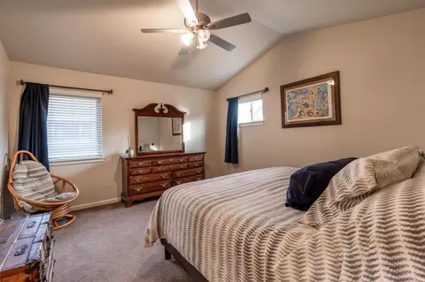 Bedroom - 20041 Voltera Pl, Bend, OR 97702 photo 2 of 4