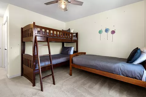 Bedroom - 16775 Pony Express Way, Bend, OR 97707 photo 4 of 7