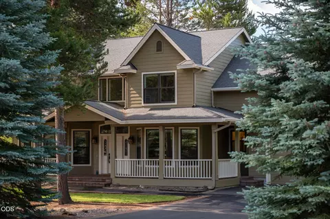 Exterior - 16775 Pony Express Way, Bend, OR 97707 photo 18 of 24