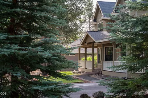 Exterior - 16775 Pony Express Way, Bend, OR 97707 photo 19 of 24