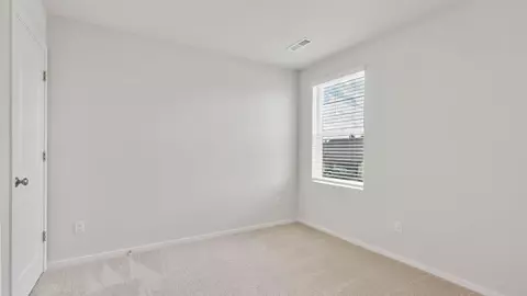 Bedroom - 20548 Button Brush Ave, Bend, OR 97702 photo 6 of 8