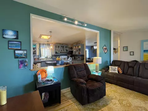 633 E Archwood Dr #60, Eagle Point, OR 97524 photo 8