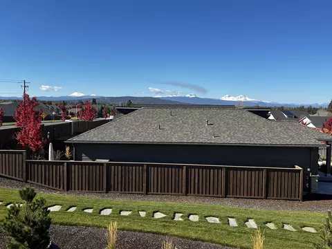 Exterior - 3903 NE Oakside Loop, Bend, OR 97701 photo 2 of 13