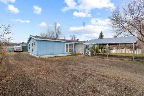 3212 Emerald St, Klamath Falls, OR 97601