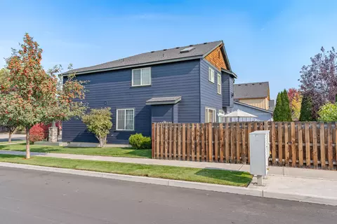 2867 NE Jackdaw Dr, Bend, OR 97701 photo 38
