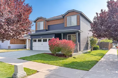 2867 NE Jackdaw Dr, Bend, OR 97701