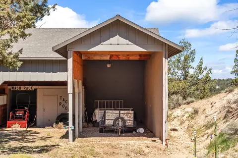 20110 Winston Loop, Bend, OR 97703 photo 40