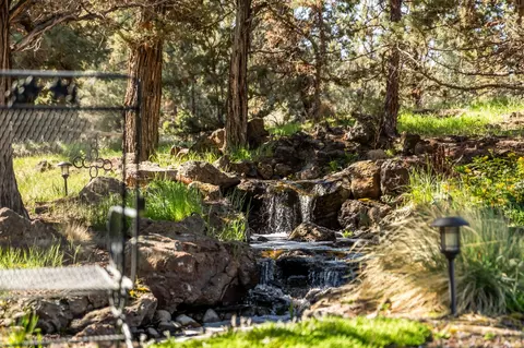 20110 Winston Loop, Bend, OR 97703 photo 49