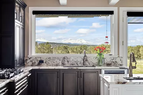20110 Winston Loop, Bend, OR 97703 photo 19