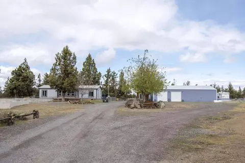 63636 Pioneer Loop, Bend, OR 97701 photo 5