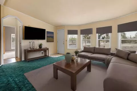 63636 Pioneer Loop, Bend, OR 97701 photo 9