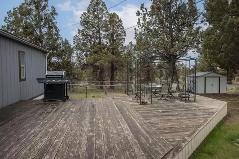 63636 Pioneer Loop, Bend, OR 97701 photo 21