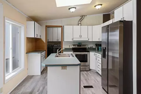 63636 Pioneer Loop, Bend, OR 97701 photo 12