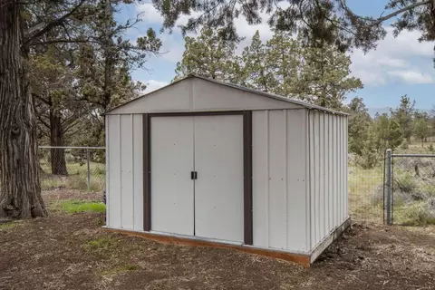 63636 Pioneer Loop, Bend, OR 97701 photo 33