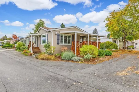 2379 SW Webster Rd, Grants Pass, OR 97526