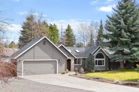 Exterior - 61270 Victory Loop, Bend, OR 97702 photo 2 of 18