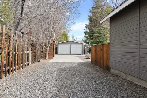 Exterior - 61270 Victory Loop, Bend, OR 97702 photo 17 of 18