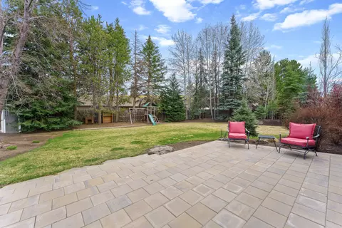 Exterior - 61270 Victory Loop, Bend, OR 97702 photo 11 of 18