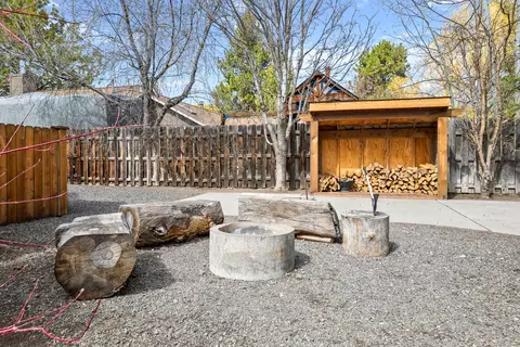 Exterior - 61270 Victory Loop, Bend, OR 97702 photo 15 of 18