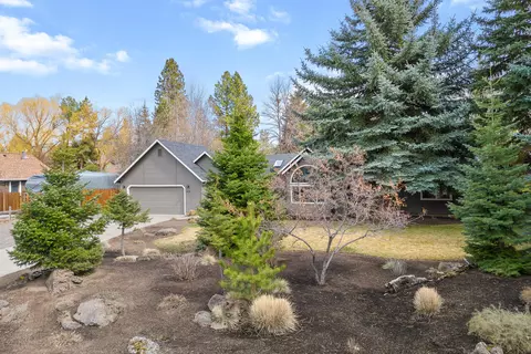 Exterior - 61270 Victory Loop, Bend, OR 97702 photo 5 of 18