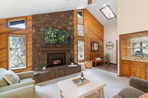 57326 Beaver Ridge Loop #12, Sunriver, OR 97707