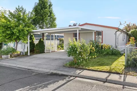 3501 Avenue C #SPC 13, White City, OR 97503