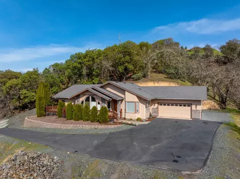 224 High Ridge Ter, Grants Pass, OR 97526