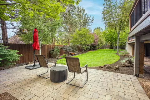 Exterior - 20905 Clear View Ct, Bend, OR 97702 photo 14 of 14