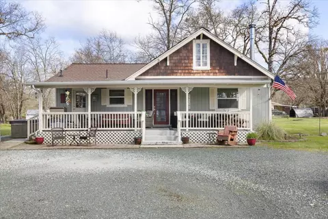 64 Kolkana Way, Grants Pass, OR 97526