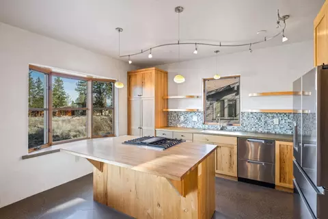 Kitchen - 18947 NW Squirreltail Loop, Bend, OR 97703 photo 1 of 3