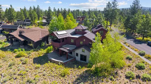 View/Area - 18947 NW Squirreltail Loop, Bend, OR 97703 photo 1 of 4