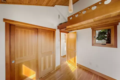 Bedroom - 18947 NW Squirreltail Loop, Bend, OR 97703 photo 5 of 9