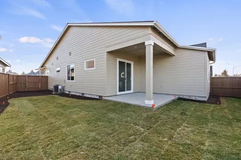Exterior - 61147 NE Cobalt St, Bend, OR 97701 photo 2 of 2