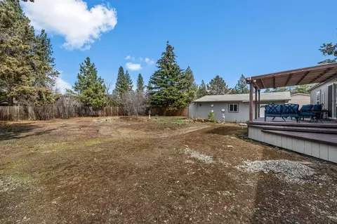 61075 Chuckanut Dr, Bend, OR 97702 photo 36