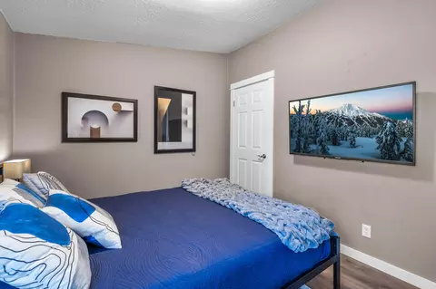 61075 Chuckanut Dr, Bend, OR 97702 photo 29