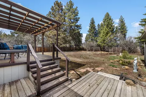 61075 Chuckanut Dr, Bend, OR 97702 photo 35