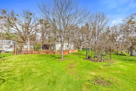 349 Capri Dr, Eagle Point, OR 97524 photo 10