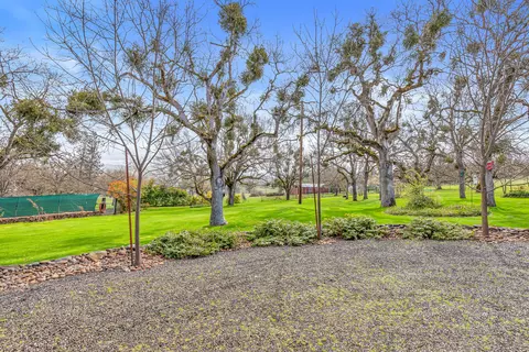 349 Capri Dr, Eagle Point, OR 97524 photo 14