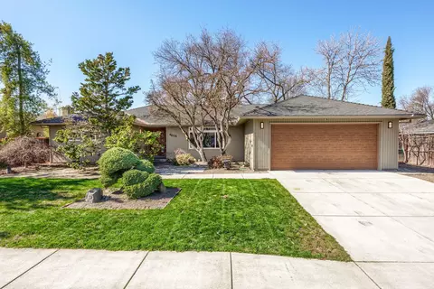4055 Rock Way, Central Point, OR 97502
