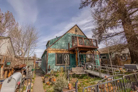 54 NW Gilchrist Ave, Bend, OR 97703