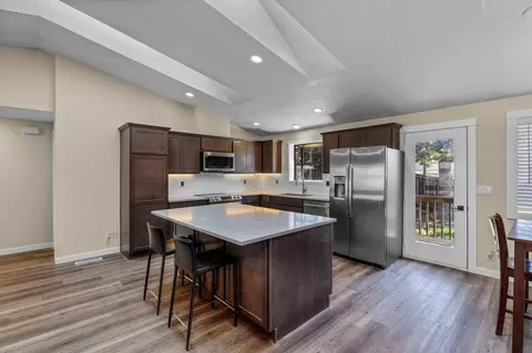 Kitchen - 62946 Nasu Park Loop, Bend, OR 97701 photo 4 of 5