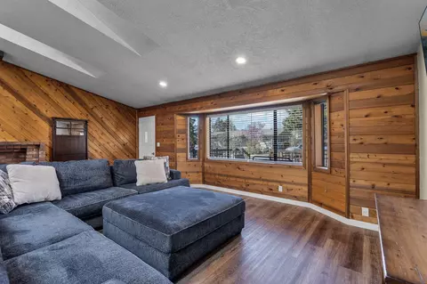 Living - 62946 Nasu Park Loop, Bend, OR 97701 photo 3 of 3