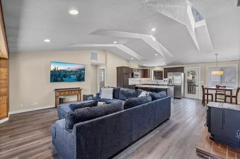Living - 62946 Nasu Park Loop, Bend, OR 97701 photo 1 of 3