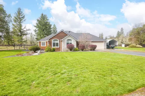 1570 Dick George Rd, Cave Junction, OR 97523