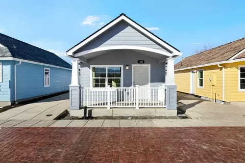 120 Esperanza Ct #LOT 13, Medford, OR 97501