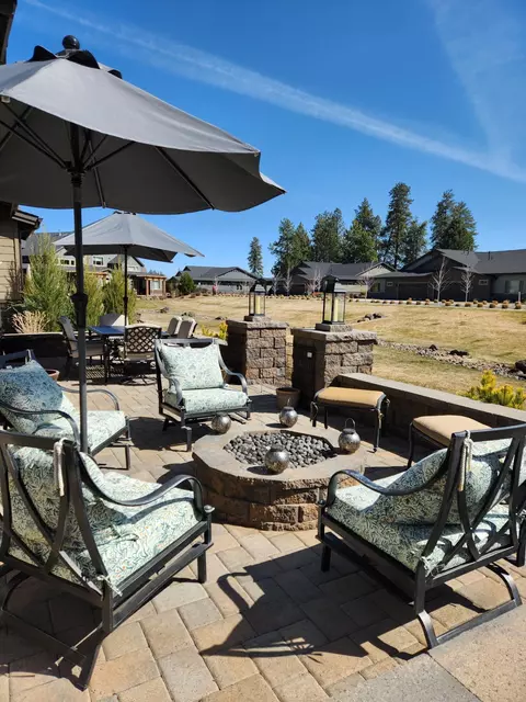 20335 SE Jack Benny Loop, Bend, OR 97702 photo 29