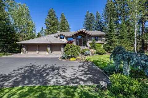 Exterior - 61704 Broken Top Dr, Bend, OR 97702 photo 2 of 10