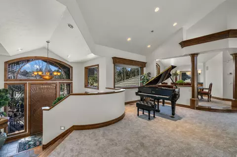 Entry Way - 61704 Broken Top Dr, Bend, OR 97702 photo 2 of 2