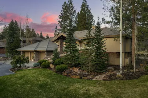 Exterior - 61704 Broken Top Dr, Bend, OR 97702 photo 8 of 10
